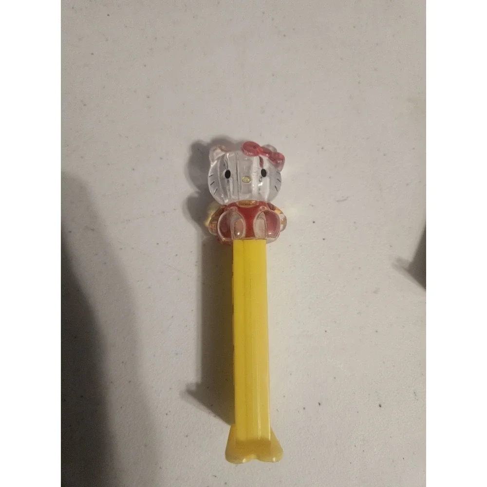 Collectible Sanrio Hello Kitty PEZ Dispenser
